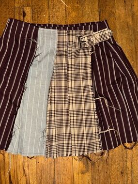 Gianni Bini Multi-Panel Patchwork Mini Skirt in Burgundy, Tan, Gray
